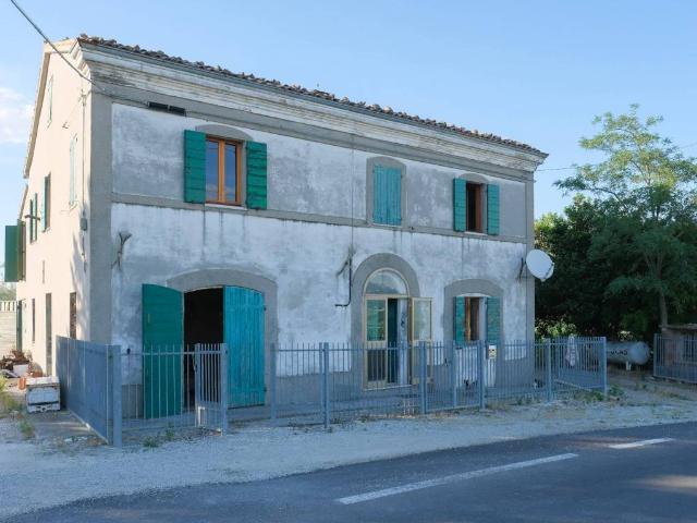 Villa in vendita a Saludecio RN