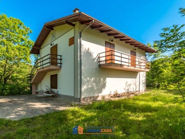 Villa in vendita a Saluzzo