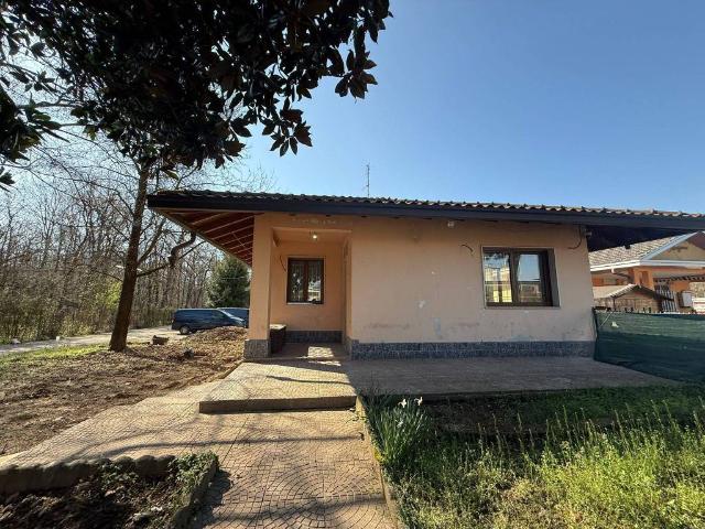 Villa in vendita a Samarate VA