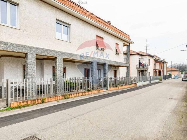 Villa in vendita a Samarate VA