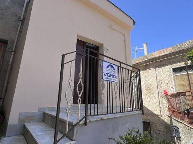 Villa in vendita a San Marco d'Alunzio ME