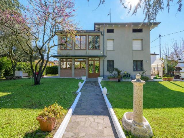 Villa in vendita a San Martino in Rio RE