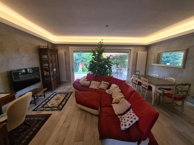 Villa in vendita a San Martino Siccomario PV