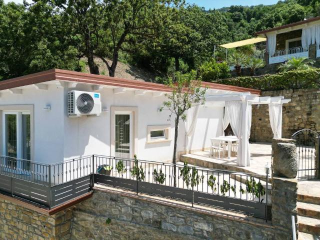 Villa in vendita a San Mauro Cilento SA