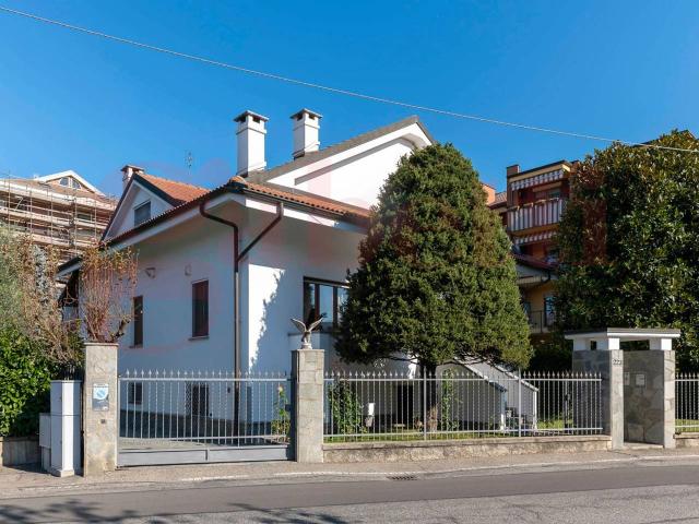 Villa in vendita a San Mauro Torinese
