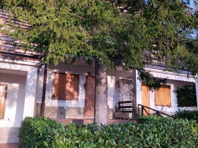 Villa in vendita a San Benedetto Val di Sambro BO