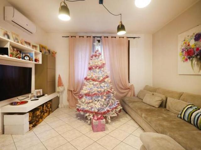 Villa in vendita a San Benedetto a Settimo Cascina 182 mq Rif: 1299942