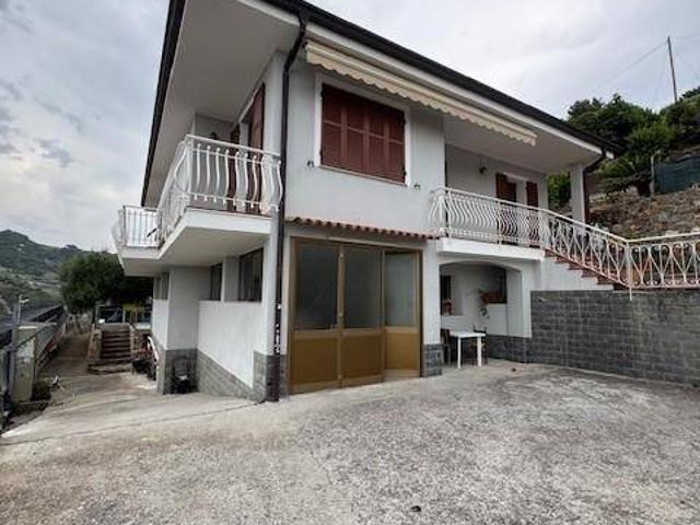 Villa in vendita a San Biagio della Cima IM