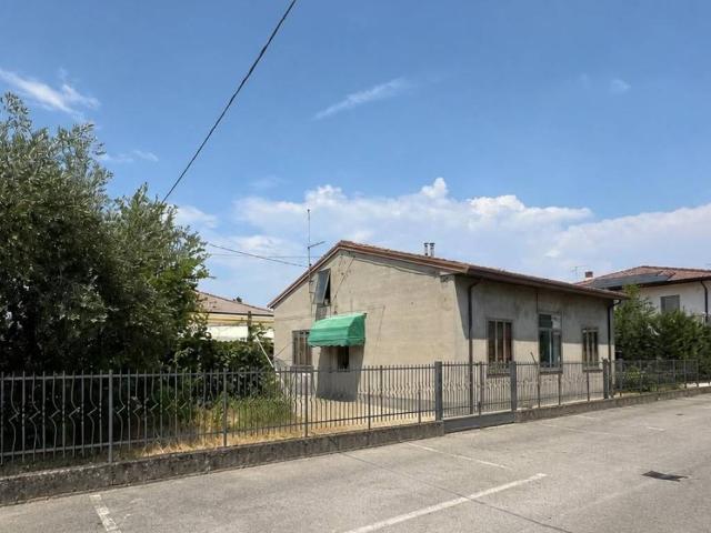 Villa in vendita a San Bonifacio VR