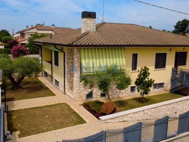 Villa in vendita a San Bonifacio VR