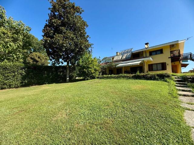 Villa in vendita a San Carlo Canavese TO