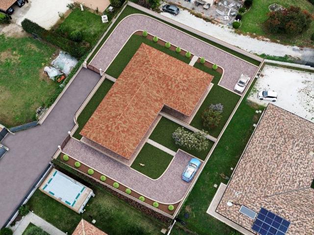 Villa in vendita a San Cesareo RM
