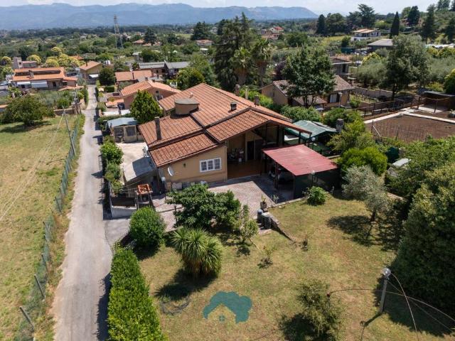 Villa in vendita a San Cesareo RM