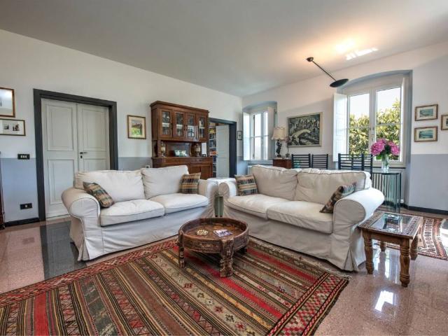 Villa in vendita a San Colombano Certenoli GE