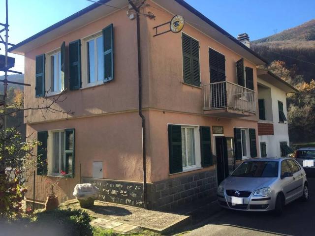 Villa in vendita a San Colombano Certenoli GE
