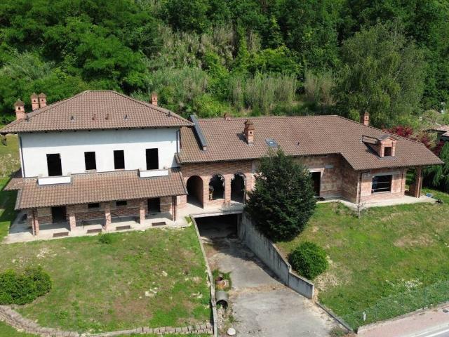 Villa in vendita a San Damiano d'Asti AT