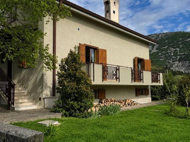 Villa in vendita a San Dorligo della Valle Dolina TS