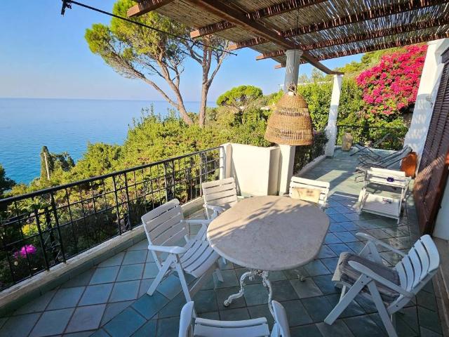 Villa in vendita a San Felice Circeo LT