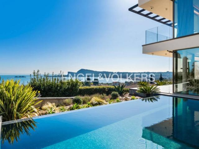 Villa in vendita a San Felice del Benaco BS