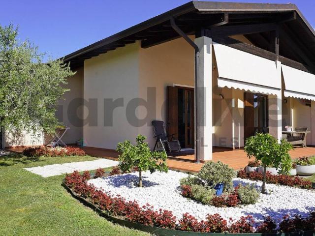 Villa in vendita a San Felice del Benaco BS
