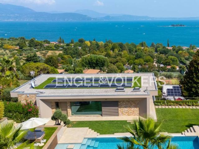 Villa in vendita a San Felice del Benaco BS