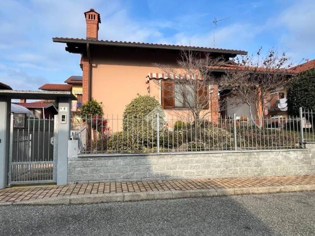 Villa in vendita a San Francesco al Campo TO