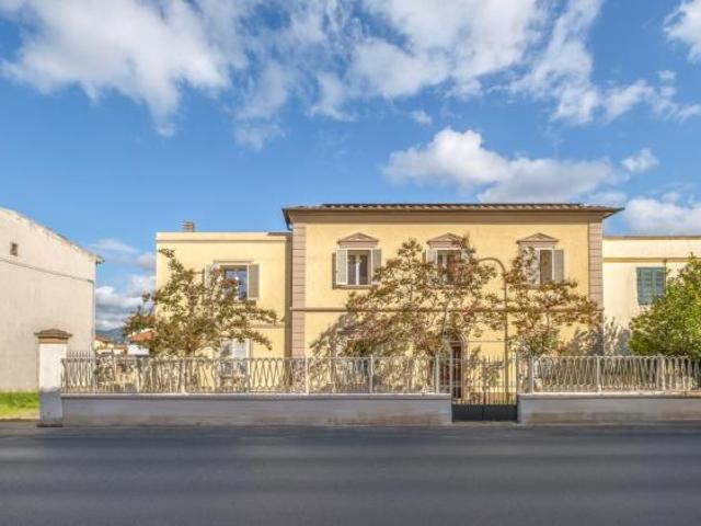 Villa in vendita a San Frediano a Settimo Cascina 390 mq Rif: 1413255