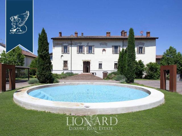 Villa in vendita a San Genesio ed Uniti PV