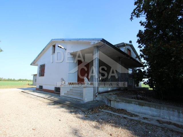 Villa in vendita a San Giacomo delle Segnate MN