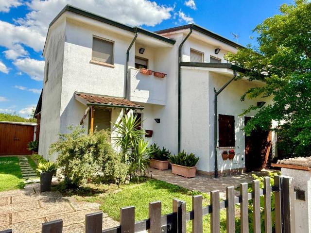 Villa in vendita a San Giorgio Bigarello MN