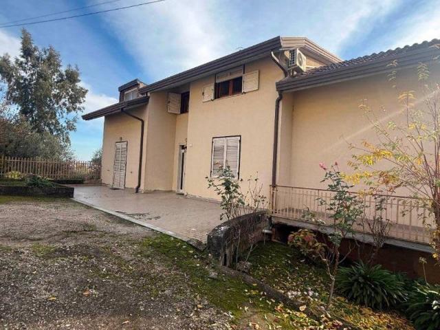 Villa in vendita a San Giorgio del Sannio BN