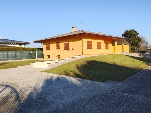 Villa in vendita a San Giorgio della Richinvelda PN