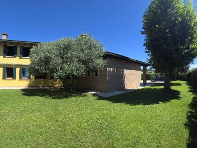 Villa in vendita a San Giorgio delle Pertiche PD