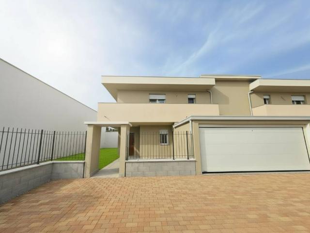 Villa in vendita a San Giorgio Su Legnano MI