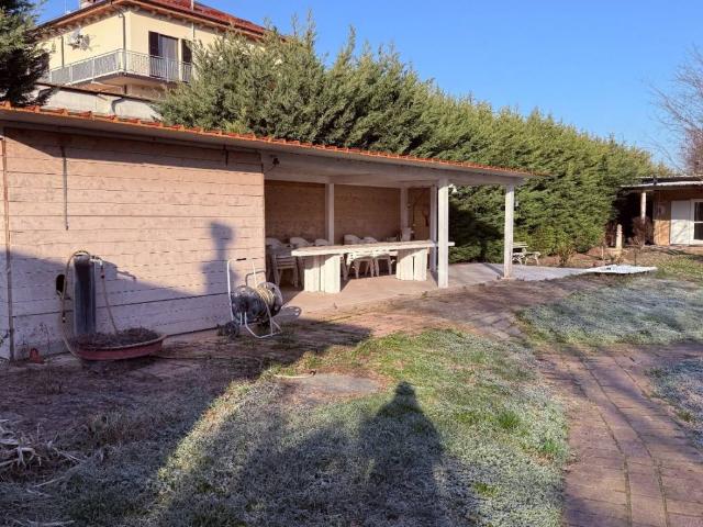 Villa in vendita a San Giorgio Piacentino PC