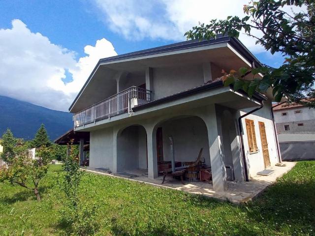 Villa in vendita a San Giorio di Susa TO