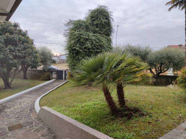 Villa in vendita a San Giovanni al Natisone UD