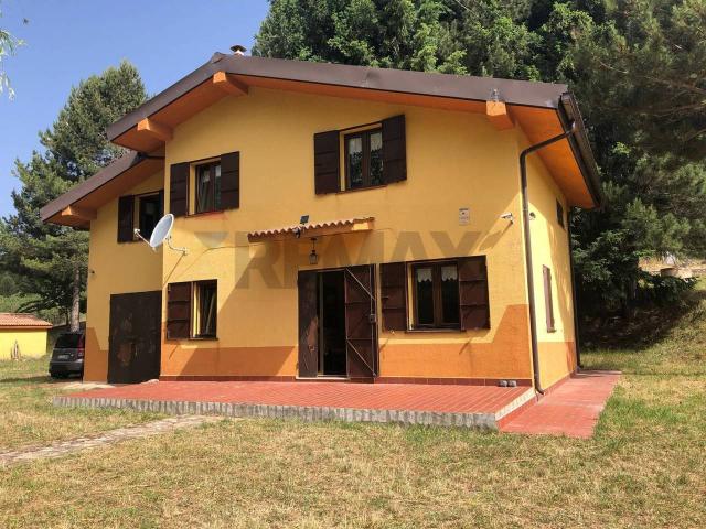 Villa in vendita a San Giovanni In Fiore