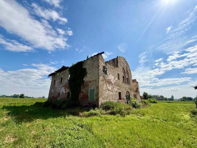 Villa in vendita a San Giovanni in Persiceto BO