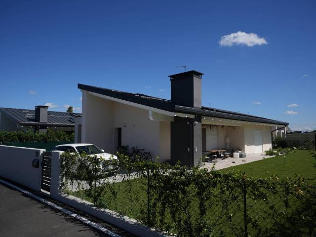 Villa in vendita a San Giovanni in Persiceto BO