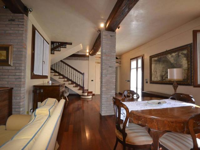 Villa in vendita a San Giovanni in Persiceto BO