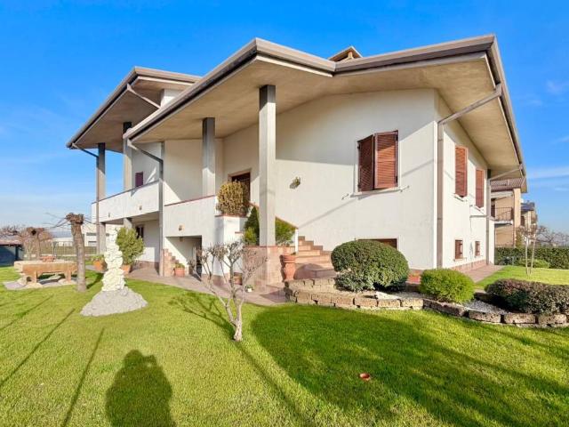 Villa in vendita a San Giovanni Lupatoto VR