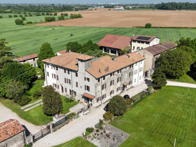 Villa in Vendita a San Giovanni Lupatoto