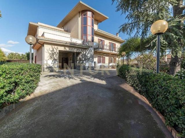 Villa in vendita a San Giovanni la Punta CT