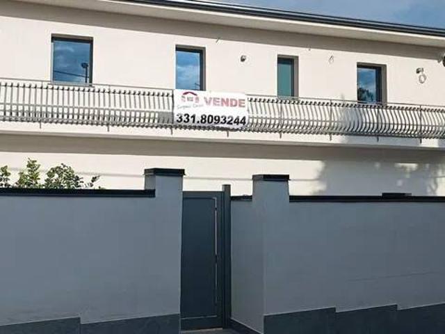 Villa in vendita a San Giovanni la Punta CT