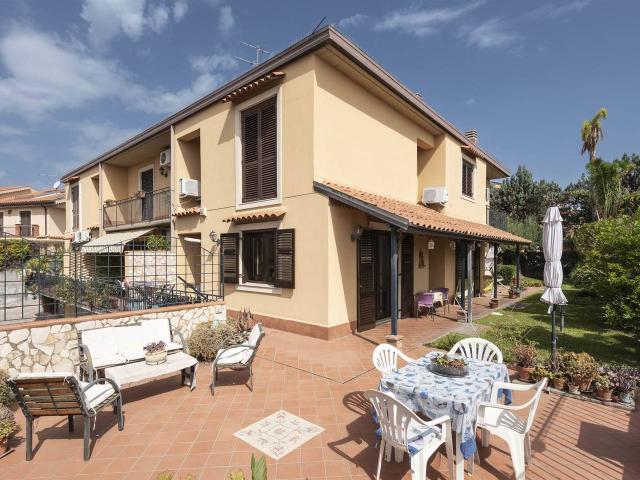 Villa in vendita a San Giovanni La Punta