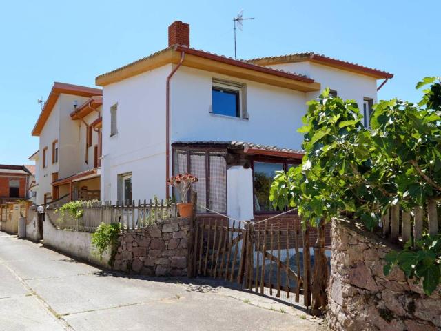 Villa in vendita a San Giovanni Suergiu SU
