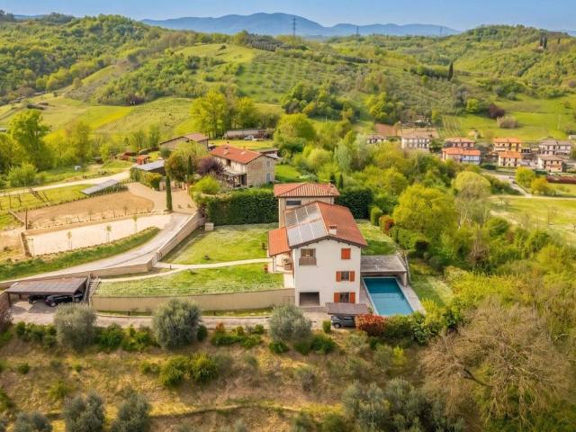Villa in vendita a San Giovanni Valdarno AR