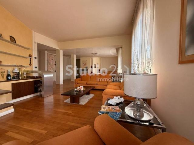 Villa in vendita a San Giovanni Valdarno AR