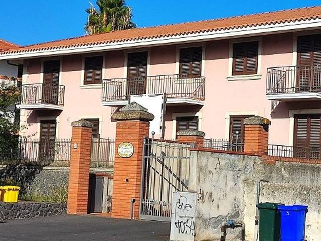 Villa in vendita a San Gregorio Di Catania